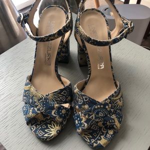 Beautiful tapestry open toed heels
